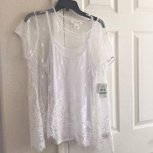 Women’s Large white shirt